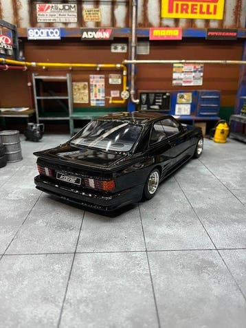 Otto Mobile 1:18 - Modelauto - Mercedes Benz 560 SEC KOENIG, Nieuw