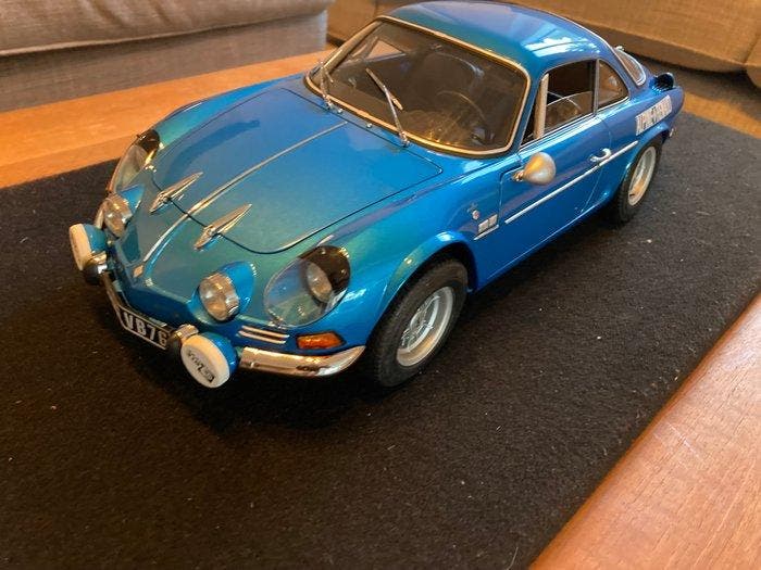 Eaglemoss 1:8 - Voiture de sport miniature - Alpine 1600 S, Hobby & Loisirs créatifs, Voitures miniatures | 1:5 à 1:12