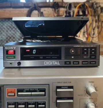 Sony - CDP-7F Cd-speler, Nieuw