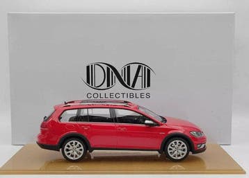 DNA Collectibles 1:18 - Modelauto - Volkswagen Golf 7 SW, Nieuw