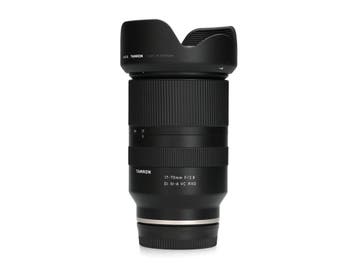 Tamron 17-70mm f/2.8 Di III-A VC RXD - Sony E - Zoomlens, Ophalen of Verzenden, Zo goed als nieuw