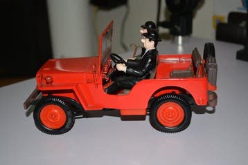 Hapax 1:18 - Modelauto - Jeep Tintin - Jansen en Janssen -, Nieuw
