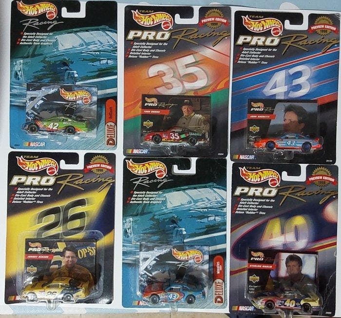 Mattel - Speelgoedauto - 1990-2000 - Spanje, Hobby en Vrije tijd, Modelauto's | 1:5 tot 1:12