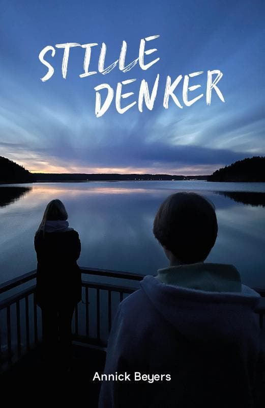 Stille denker 9789493293359 Annick Beyers, Livres, Livres pour enfants | Jeunesse | 13 ans et plus, Envoi