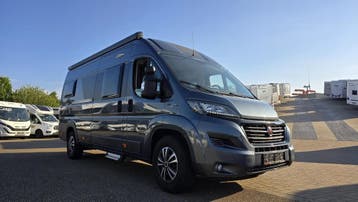 Adria Twin 640 slechts 27978 km, trekhaak,  twinbedden 95689, Caravans en Kamperen, Mobilhomes, Buscamper of Camperbus, Ringverwarming