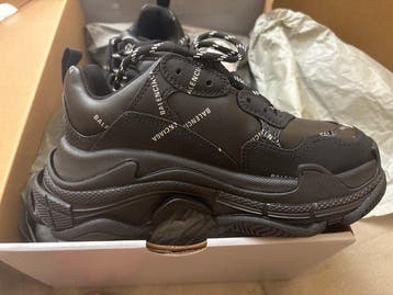 Balenciaga - Triple S - Sneakers - Maat: EU 36, Nieuw