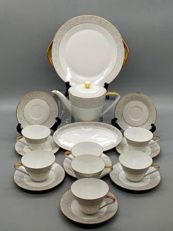 Königl. pr. Tettau - Koffieservies - Elegantes Porzellan