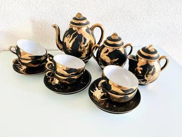 Maruni Kobe - Drinkservies - Porselein - Dragonware, Antiek en Kunst