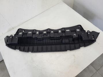voorplaat onderbumper Toyota Yaris Cross 52618-0D180 nieuw, Verzenden