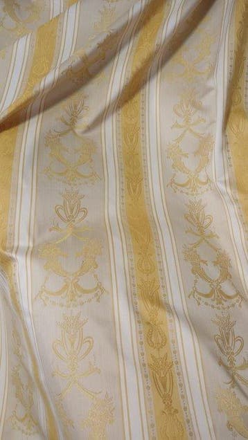 San Leucio prezioso tessuto damascato oro setificato