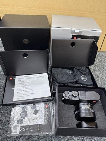 Leica Q (Typ 116) Black Anodized - Catalog No. 19000