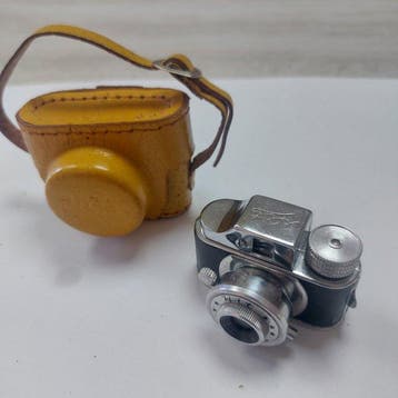 Hit Submini avec un étui | Analoge camera, Nieuw