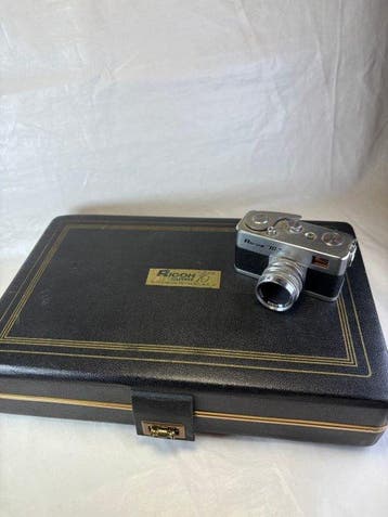 Ricoh 16 outfit with flash, viewer, case, camera - 1958 |, Nieuw