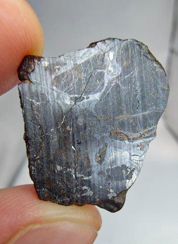 Tin Begane 001 Pallasietmeteoriet - 3.6 g
