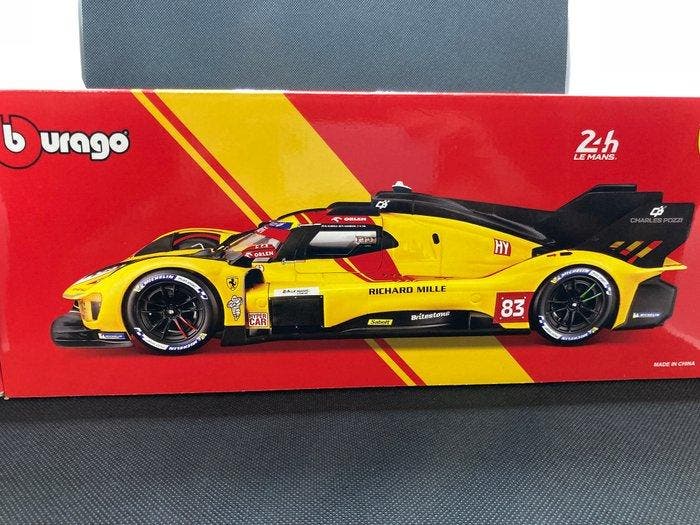 Bburago 1:18 - Modelauto - Ferrari 499 - Le Mans 24 uur, Hobby & Loisirs créatifs, Voitures miniatures | 1:5 à 1:12