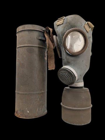 1 Ancien Masque à Gaz Français WW2 / Curiosity - Werktuig, Antiek en Kunst