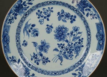 Yongzheng (1723-1735) - Bord - Peonies, Buddha Hands and