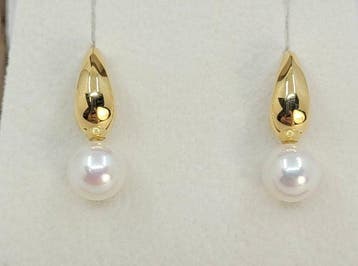 Oorbellen - 18 karaat Geel goud - 7,5×8 mm Akoya parels, Handtassen en Accessoires, Oorbellen, Nieuw