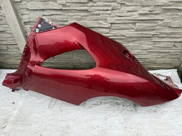 Ferrari SF90 Stradale achterste linker spatbord, Verzenden, Gebruikt