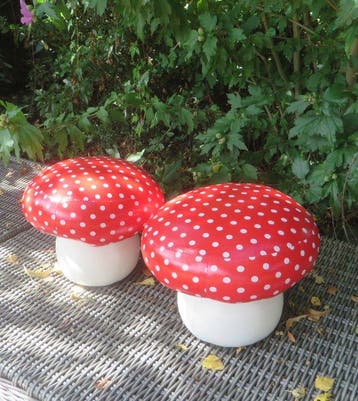 Efteling - Speelgoed - Set van 2 grote paddenstoelenkrukjes