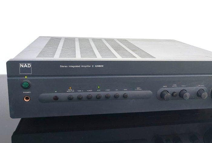 NAD - C320 BEE Solid state geïntegreerde versterker, TV, Hi-fi & Vidéo, Radios