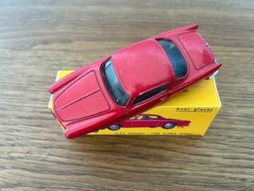 Dinky Toys 1:43 - Modelauto - Alfa Romeo 1900 Super Sprint