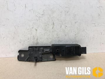 Sluithulpmotor achterklep Audi Q5 O242689