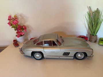 Eaglemoss 1:8 - Modelauto - Mercedes-Benz 300 SL Gullwing, Hobby en Vrije tijd, Nieuw