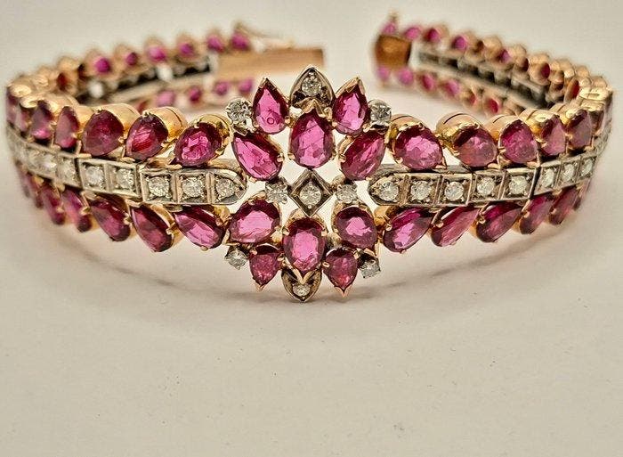 Armband - 14 karaat Roségoud, Zilver - 22.50ct. tw. Robijn -, Handtassen en Accessoires, Armbanden