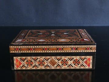 Stefan - Doos - Hout en parelmoer - marqueterie
