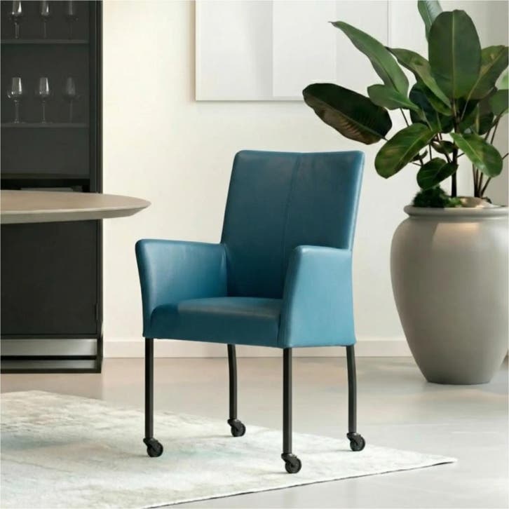 Leren eetkamerstoel Comfort met wieltjes en armleuning -, Huis en Inrichting, Stoelen, Blauw, Nieuw, Leer, Ophalen of Verzenden
