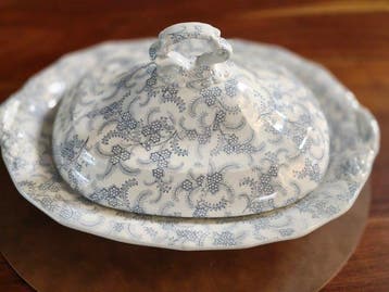 Petrus Regout - Tafelservies - Tyrian - Aardewerk - Serveer