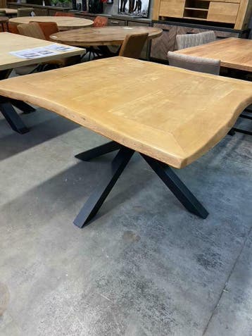 Soria eettafel vierkant, Tower Living (nieuw, A-keuze), Huis en Inrichting, Nieuw, Overige houtsoorten