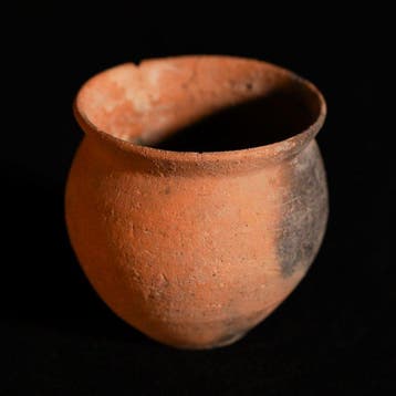 Fenisch-Griekse Periode Terracotta Bolle vaas, 8 cm