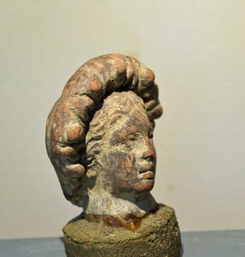 Oud-Grieks, Klassieke Periode Terracottahoofd van een jong
