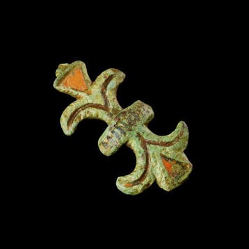Vroeg-middeleeuws Fibula, Merovingische Fleur-de-Lis