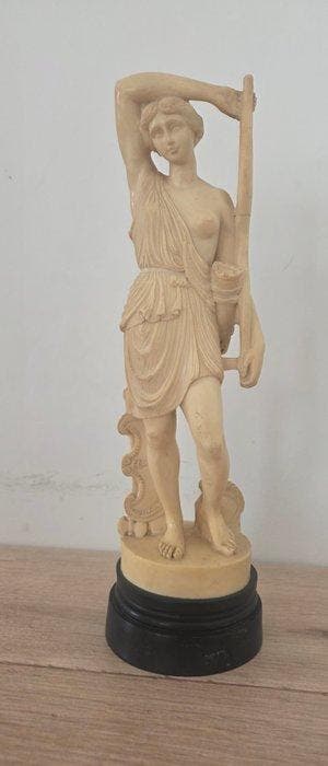 NO RESERVE - Beeldje, Sculpture néo-classique de Diane