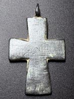 Médiéval, époque des Croisés Bronze Croix rare avec une
