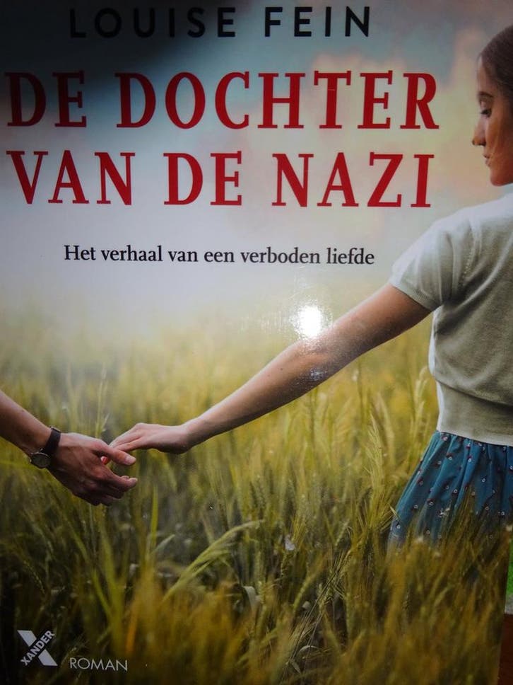 De dochter van de nazi 9789401612944 Louise Fein, Boeken, Romans, Gelezen, Verzenden