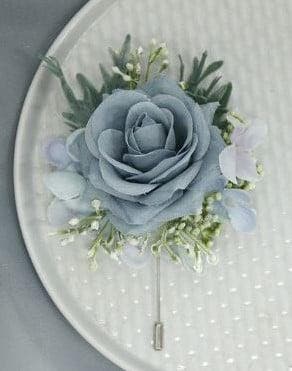 Luxe corsage zijden boutonnière met speld ijsblauw past bij, Nieuw