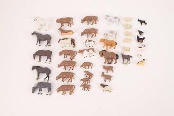 Preiser H0 - Modeltreinfiguren (40) - Boerderij dieren,, Nieuw