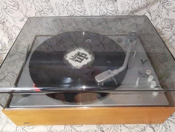 Braun - PS 600 3-snelheden zware automatische plaatwisselaar