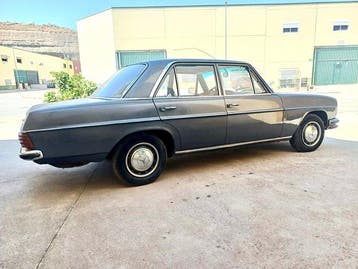 Mercedes-Benz - 220 D - NO RESERVE - 1975