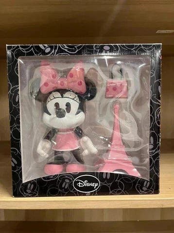 Minnie Mouse in Paris Figurine - Leblon Delienne, Collections