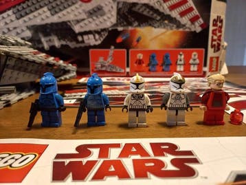 Lego Set - 8039 - Star Wars - Venator-Class Republic Attack, Kinderen en Baby's, Speelgoed | Duplo en Lego, Nieuw