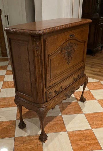 Louis XV - Meuble cabinet sur pied - Chêne