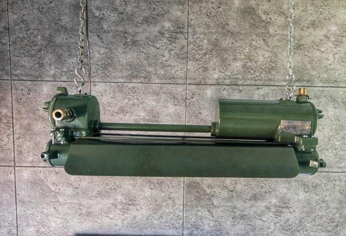 Dea Yang - DEA YANG - Plafondlamp - Staal, Aluminium -, Antiquités & Art, Antiquités | Assiettes décoratives & Carrelages