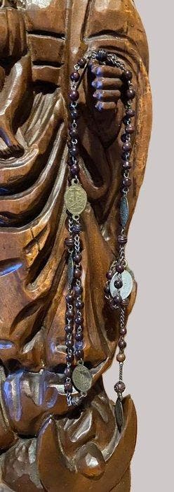 Groot massief houten sculptuur (46 cm) mét antieke