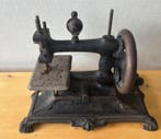 Muller 12, 1910s - Machine à coudre - Fonte