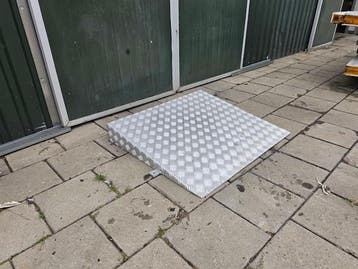Oprijplaat voor koel- en vriescel 90 x 80 x 12 cm, Gebruikt, Koelen en Vriezen